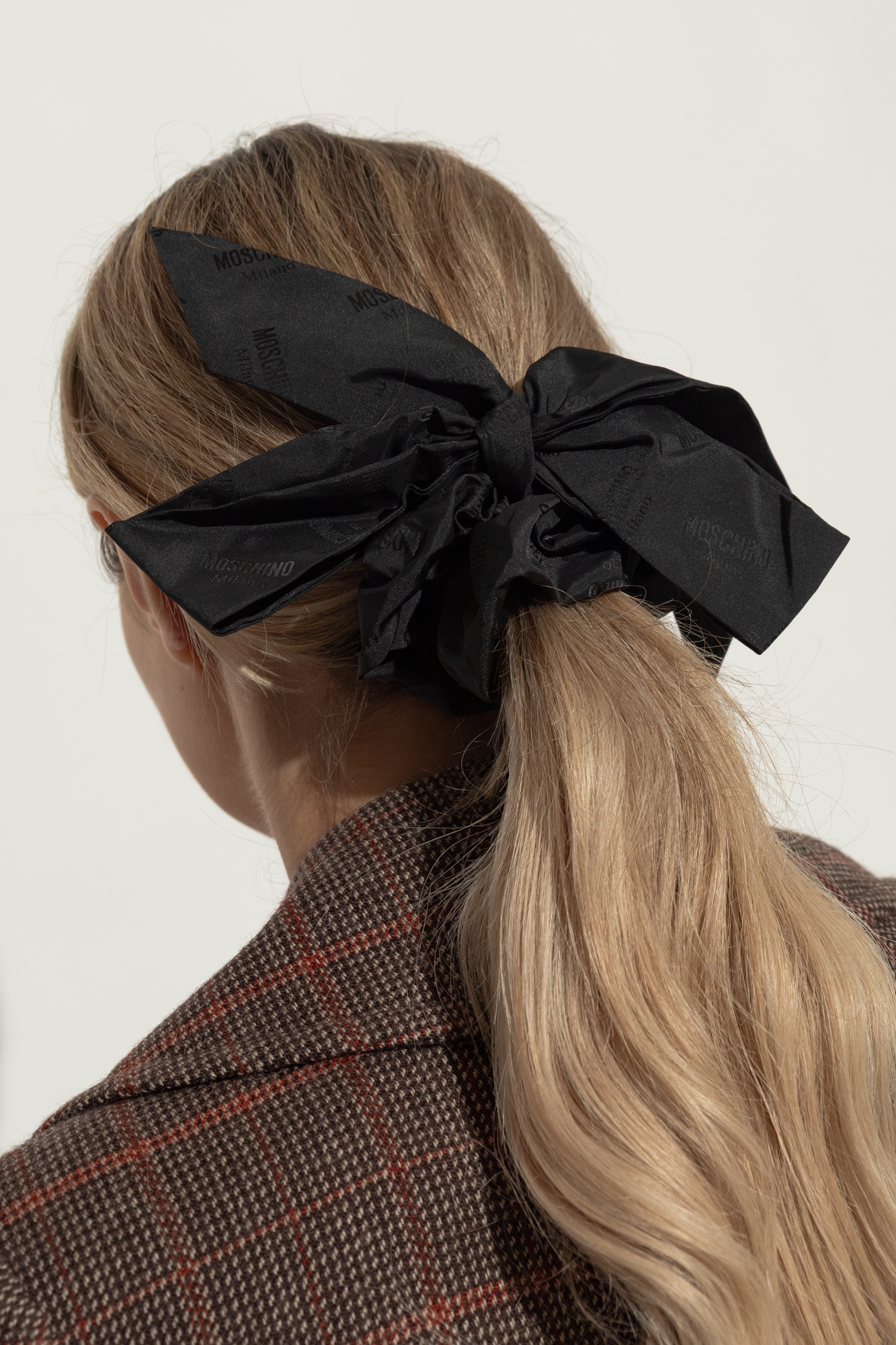 ヘアアクセサリー SSIL X MONOGRAM SCRUNCHIE BLACK Bandits Scrunchie with a Hidden Pocket Key Chain | Black